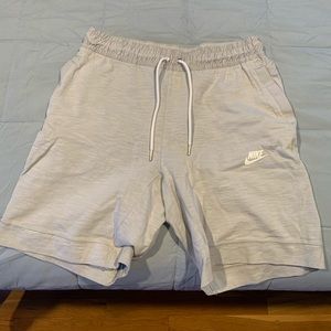 Men’s Nike athletic shorts M
